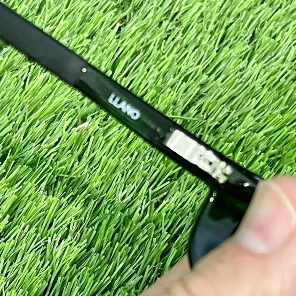Oro’s Llano Mauritius Dark Grey Polarized Sunglasses. Size 145.